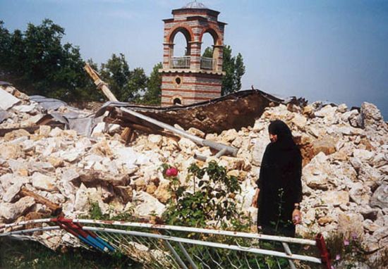 kosovo-destruction